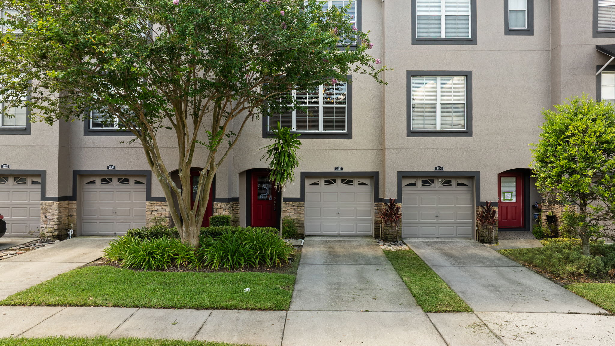 2412 Middleton Grove Dr – photo 2
