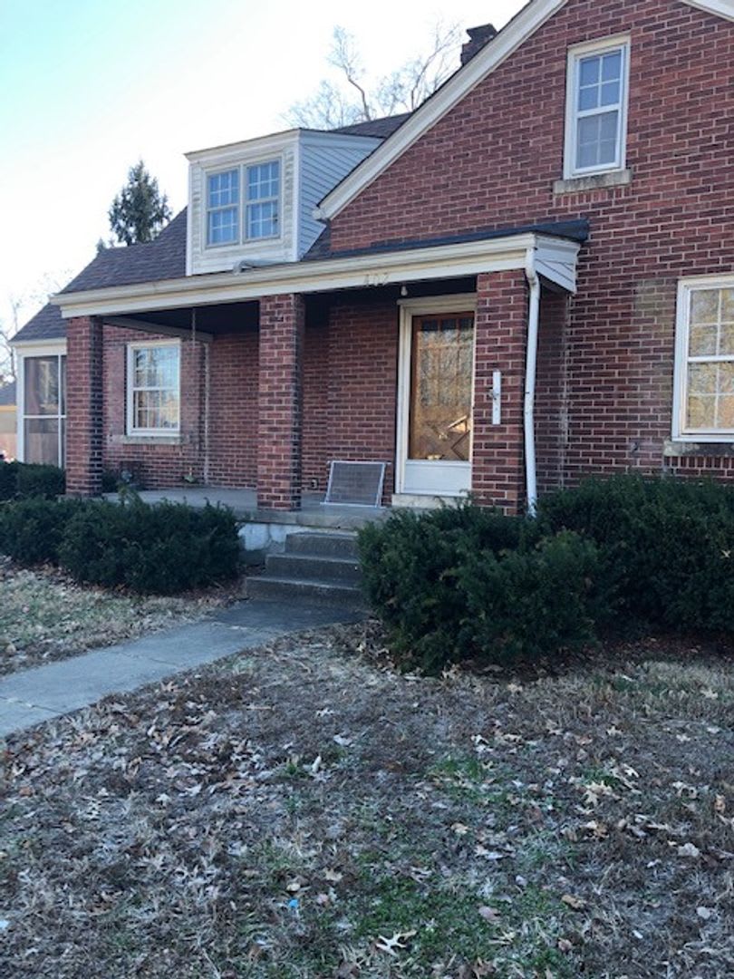 402 College Street 402 – photo 1
