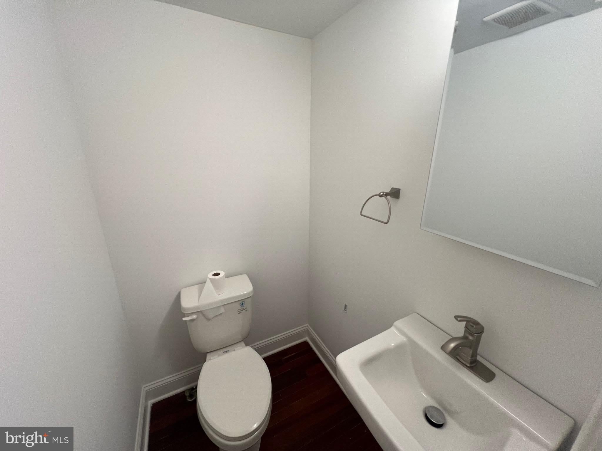 3228 W DIAMOND Street – photo 4