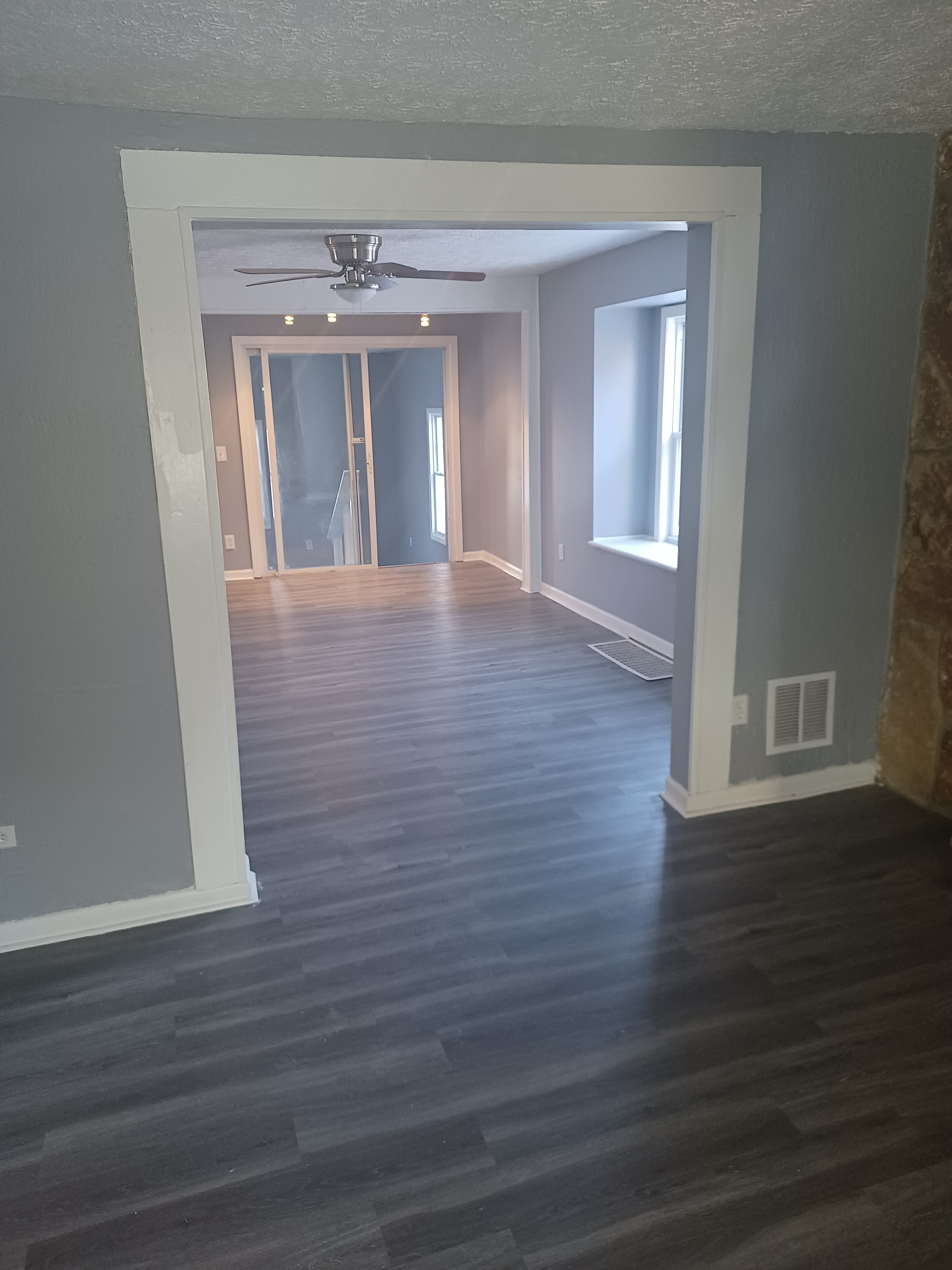 2462 26Th Street Southwest – photo 2