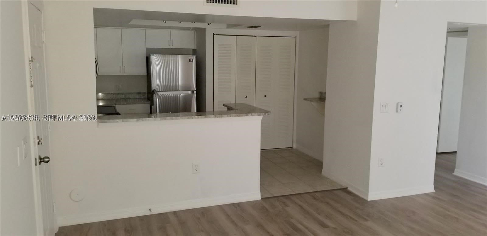 4195 N Haverhill Rd – photo 1