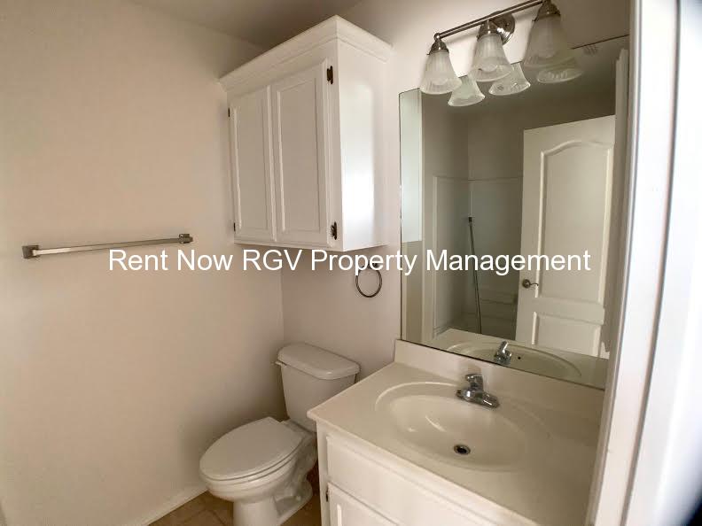 2723 Nassau St – photo 4