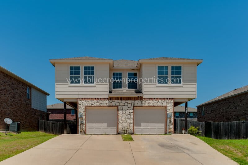 706 Parkplace Rdg – photo 1