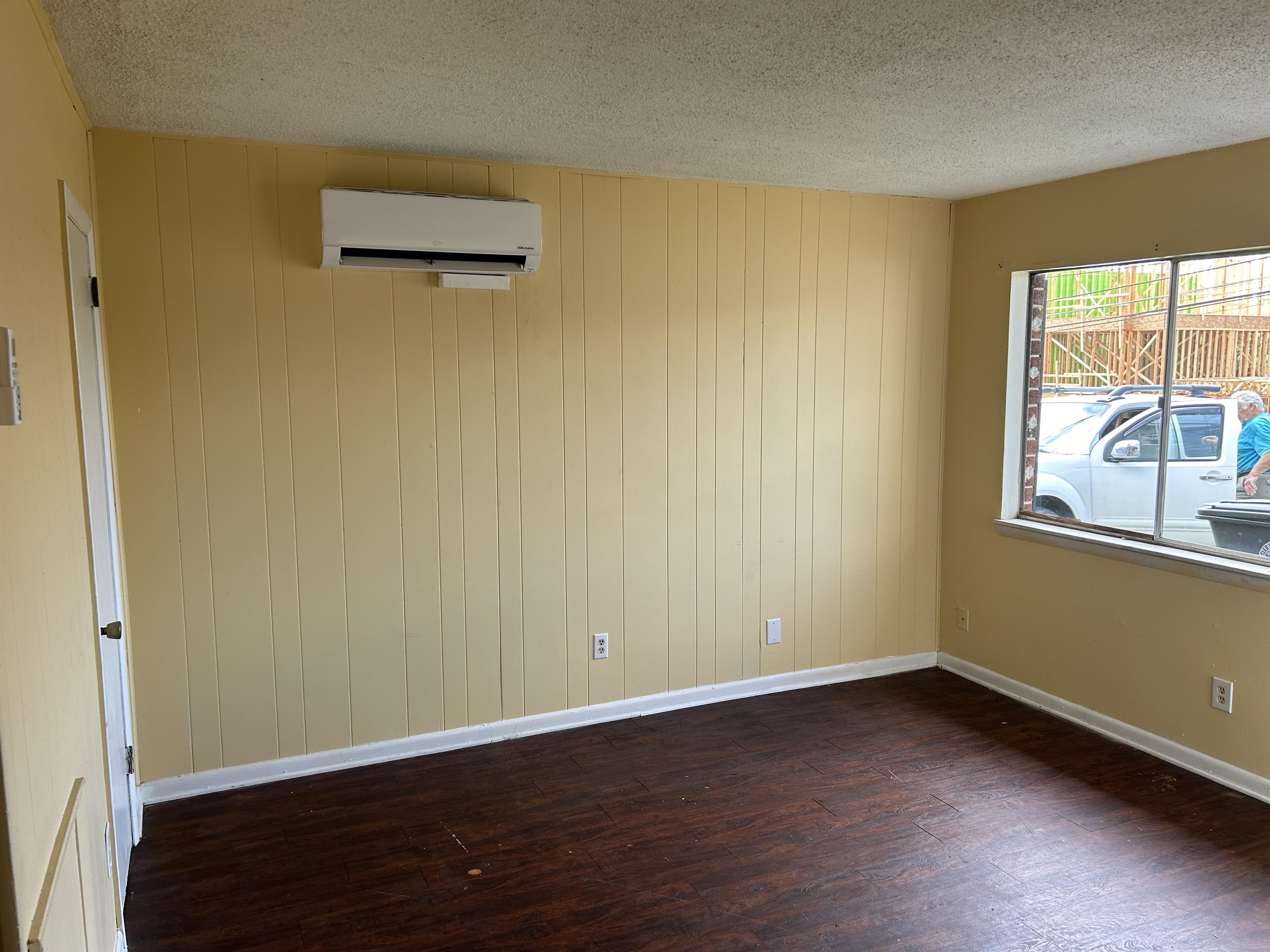 1003 Oak Street A – photo 2