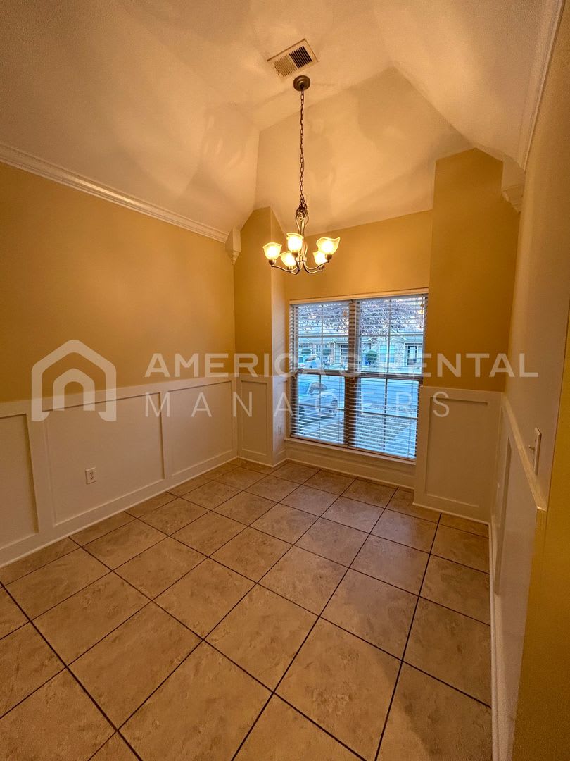 Townhome In Hoover Al Available To View With 48 Hour Notice – photo 3