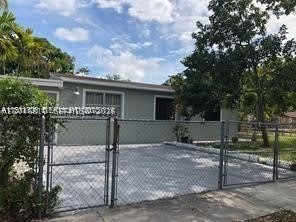 1575 NW 127th St – photo 2