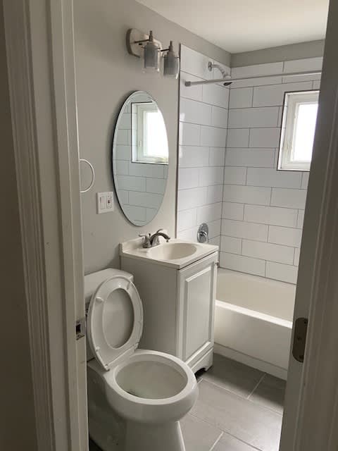 2418 West 36th Street – photo 2