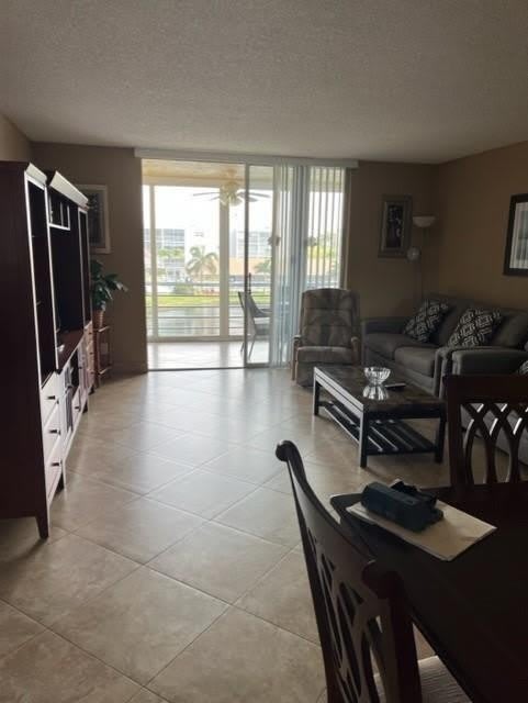 315 Se 11Th Terrace – photo 3