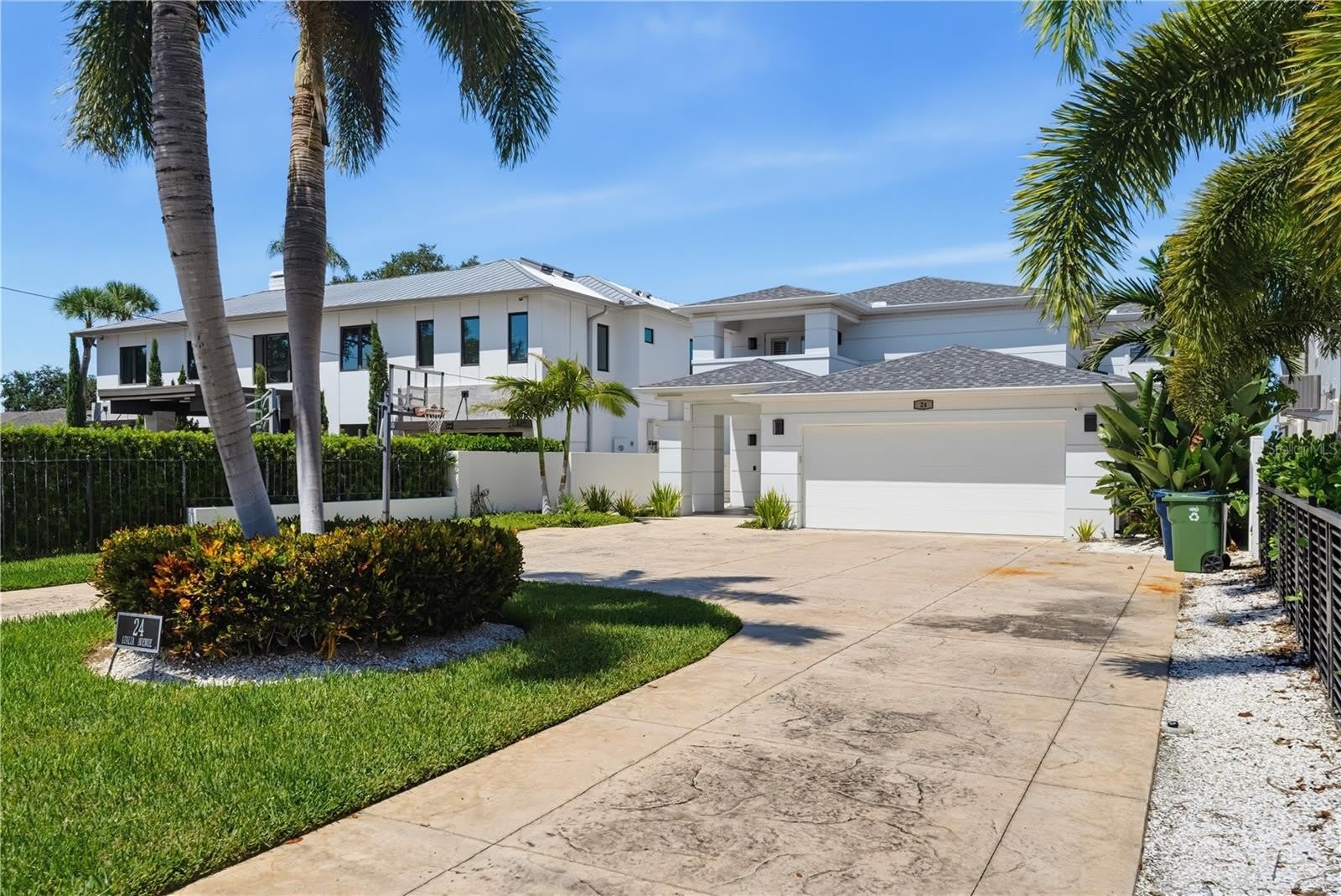 24 Adalia Avenue – photo 4
