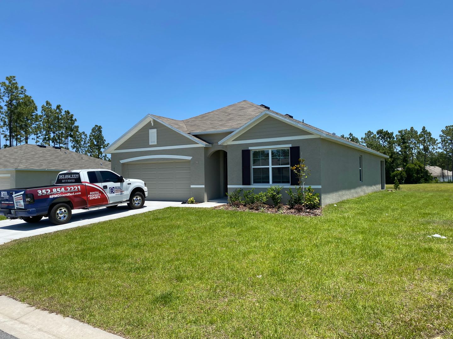 Not Available For Showing Or Move In Until Mid September Desirable Se Ocala Neighborhood Lake Diamond North 4 2 2 Available Soon Won T Last – photo 2