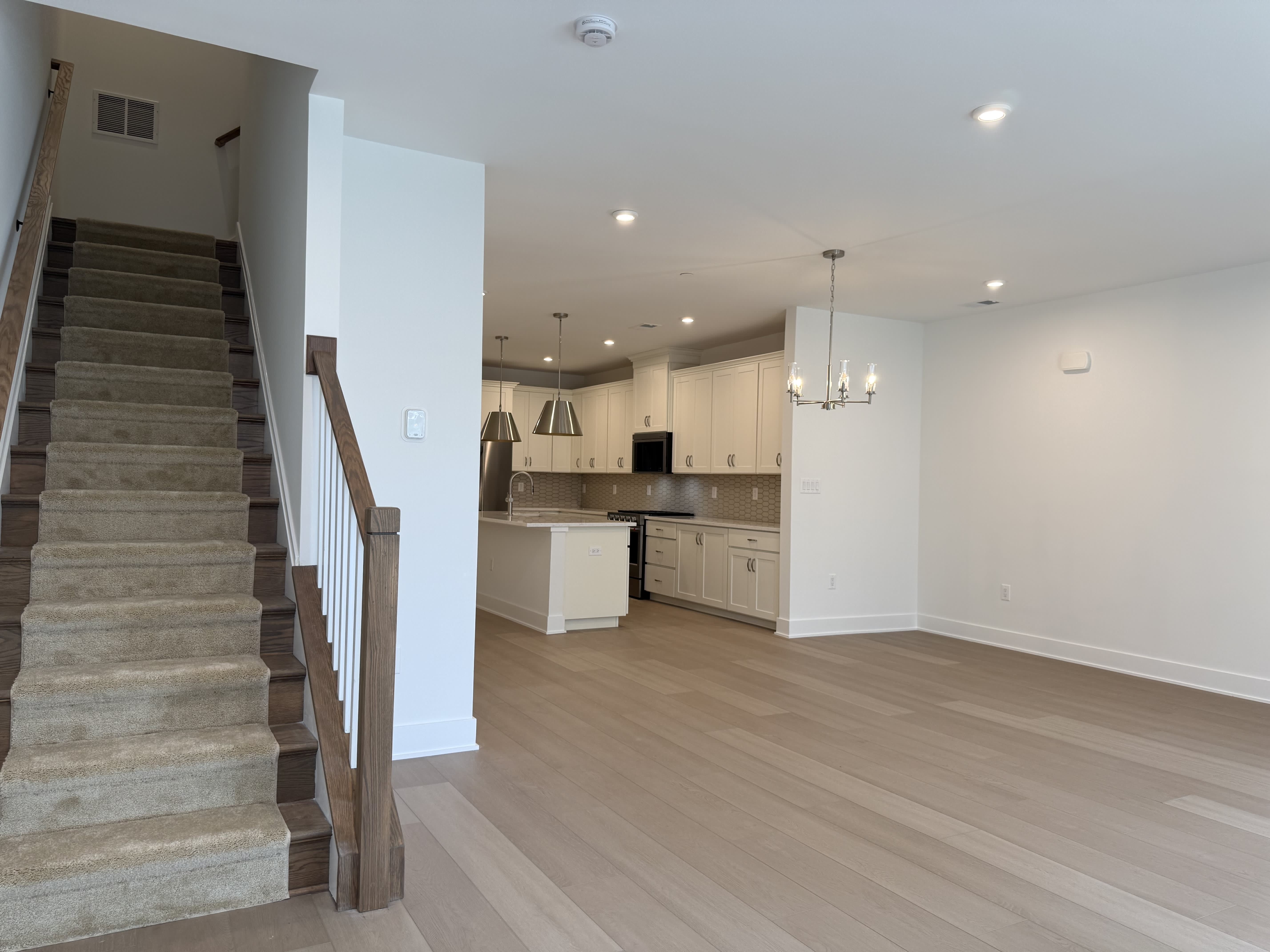 12107 Rossini Drive – photo 2