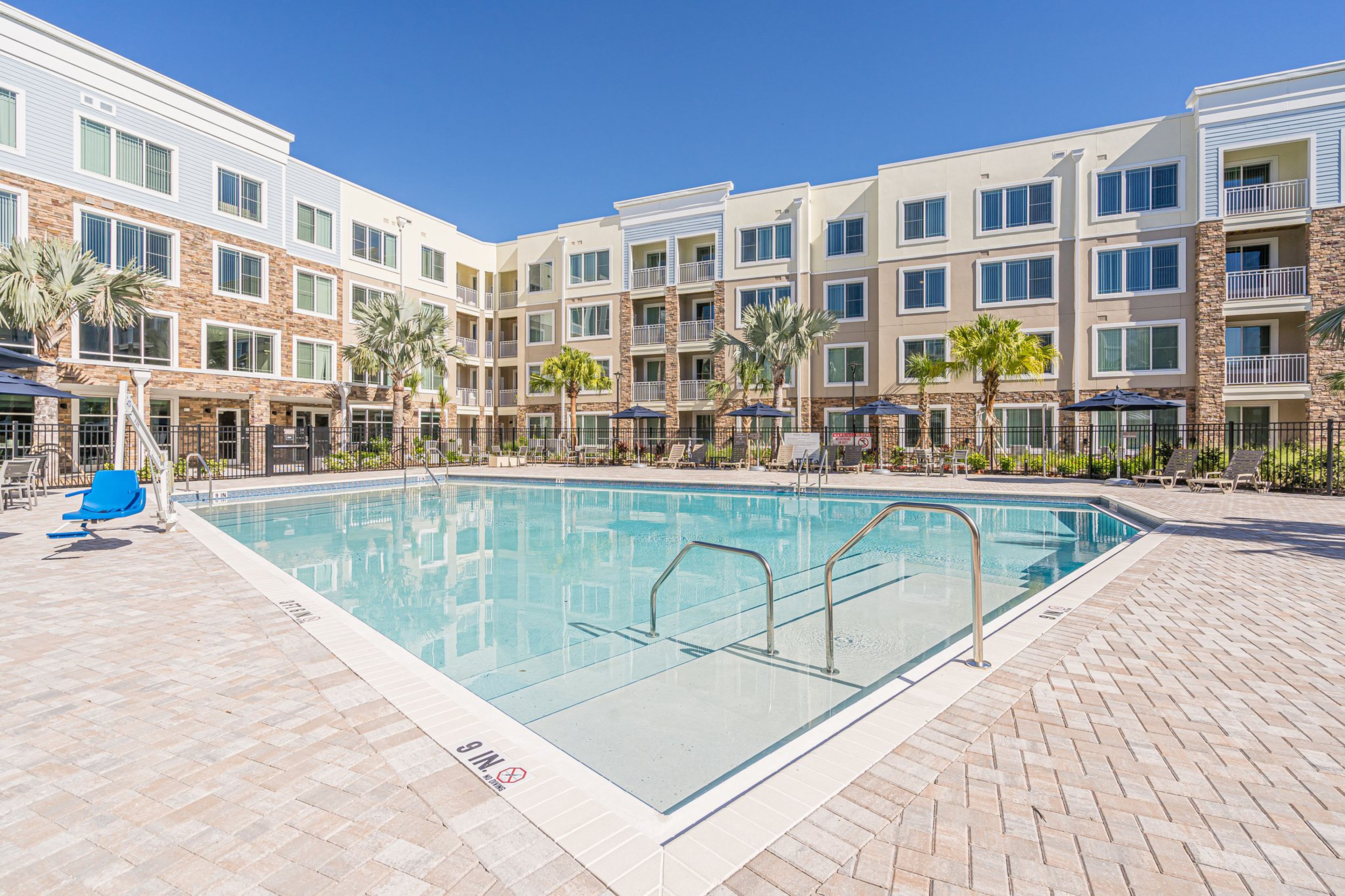 Sandpiper Glen 62+ Apartments – photo 3