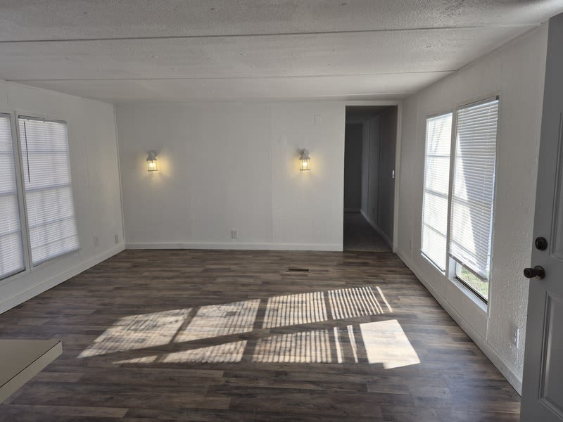 209 S Avenue B – photo 2