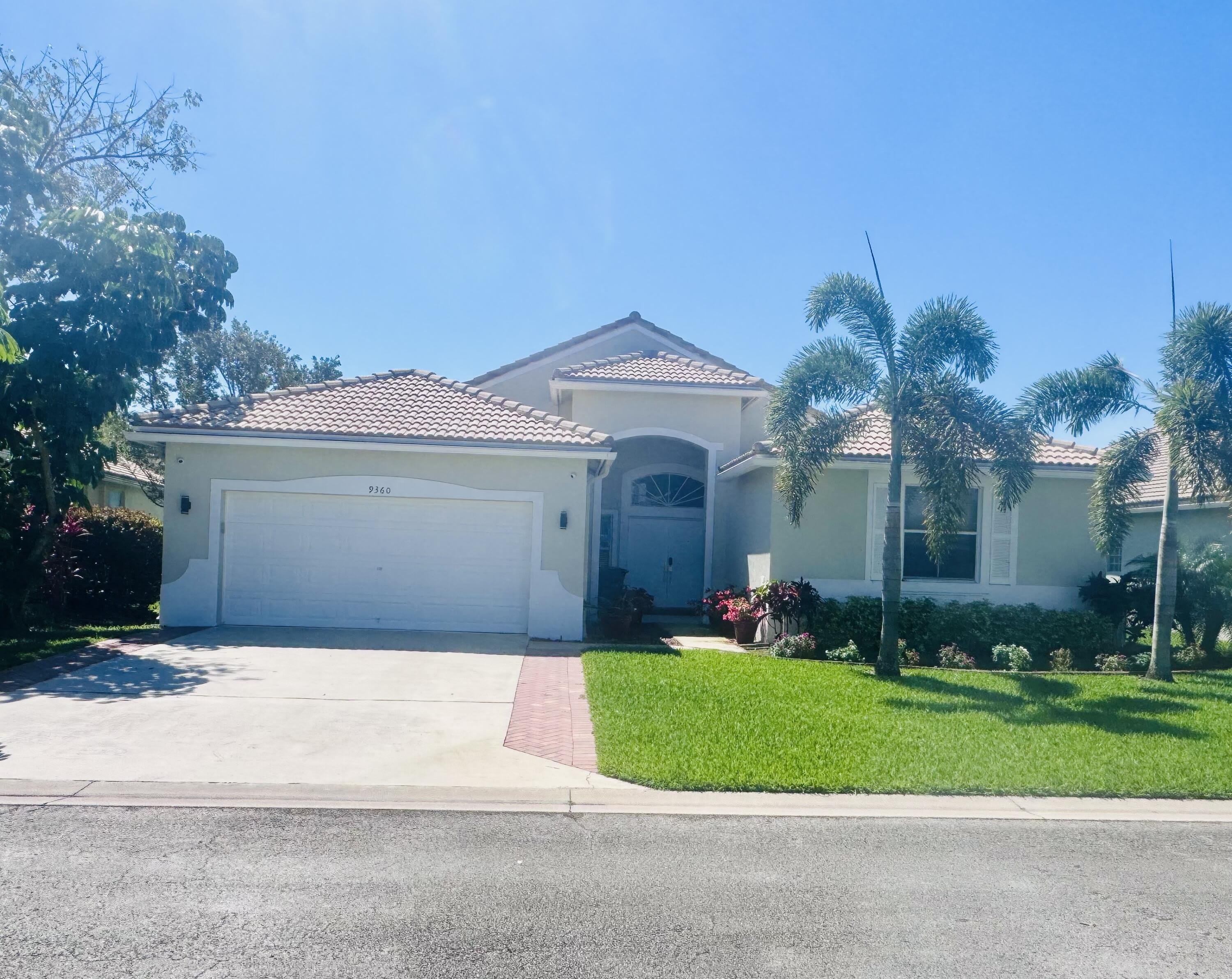 9360 Cove Point Circle – photo 1