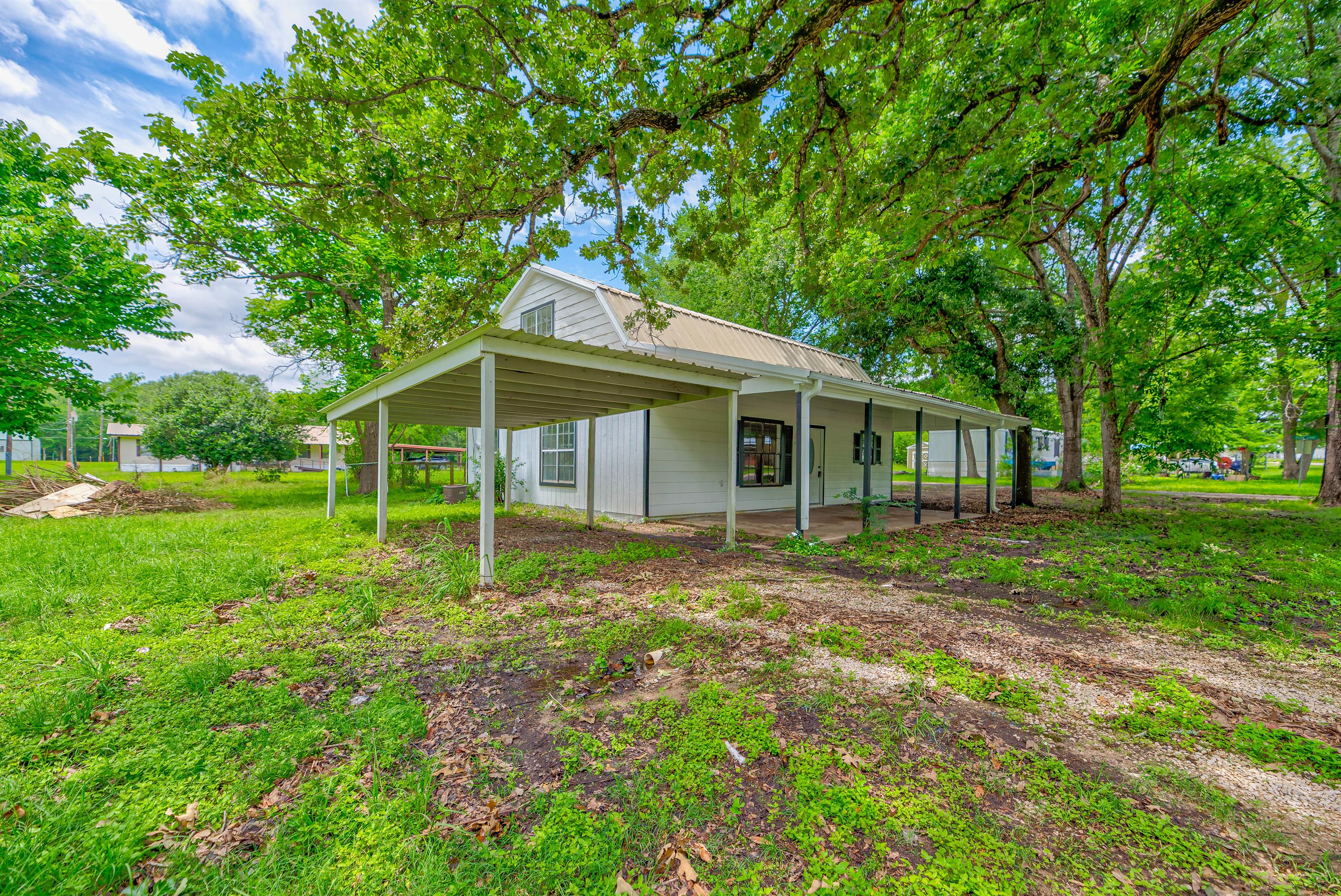 428 Lakewood Drive – photo 4