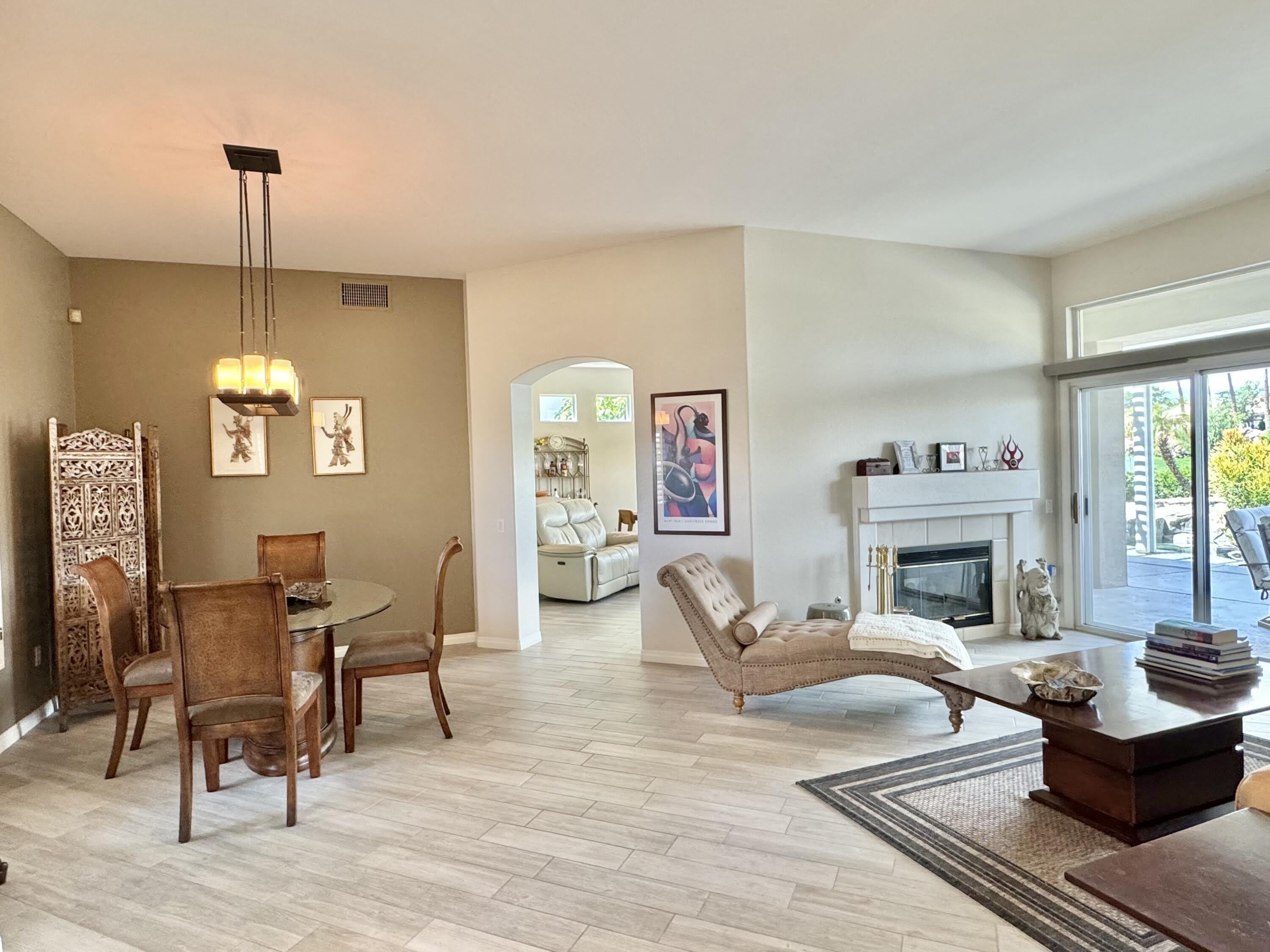 38071 Brandywine Avenue – photo 4