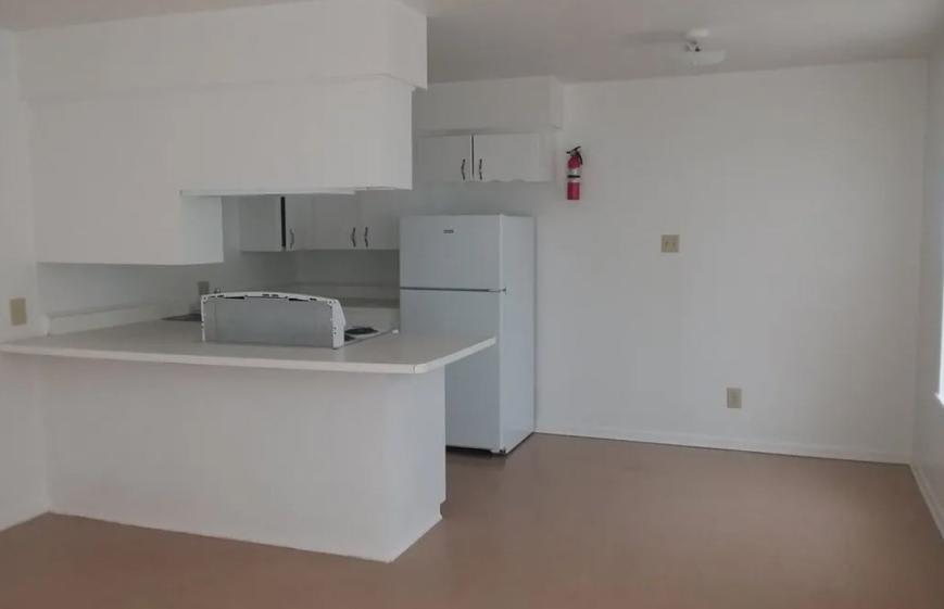 208 Wells St – photo 3