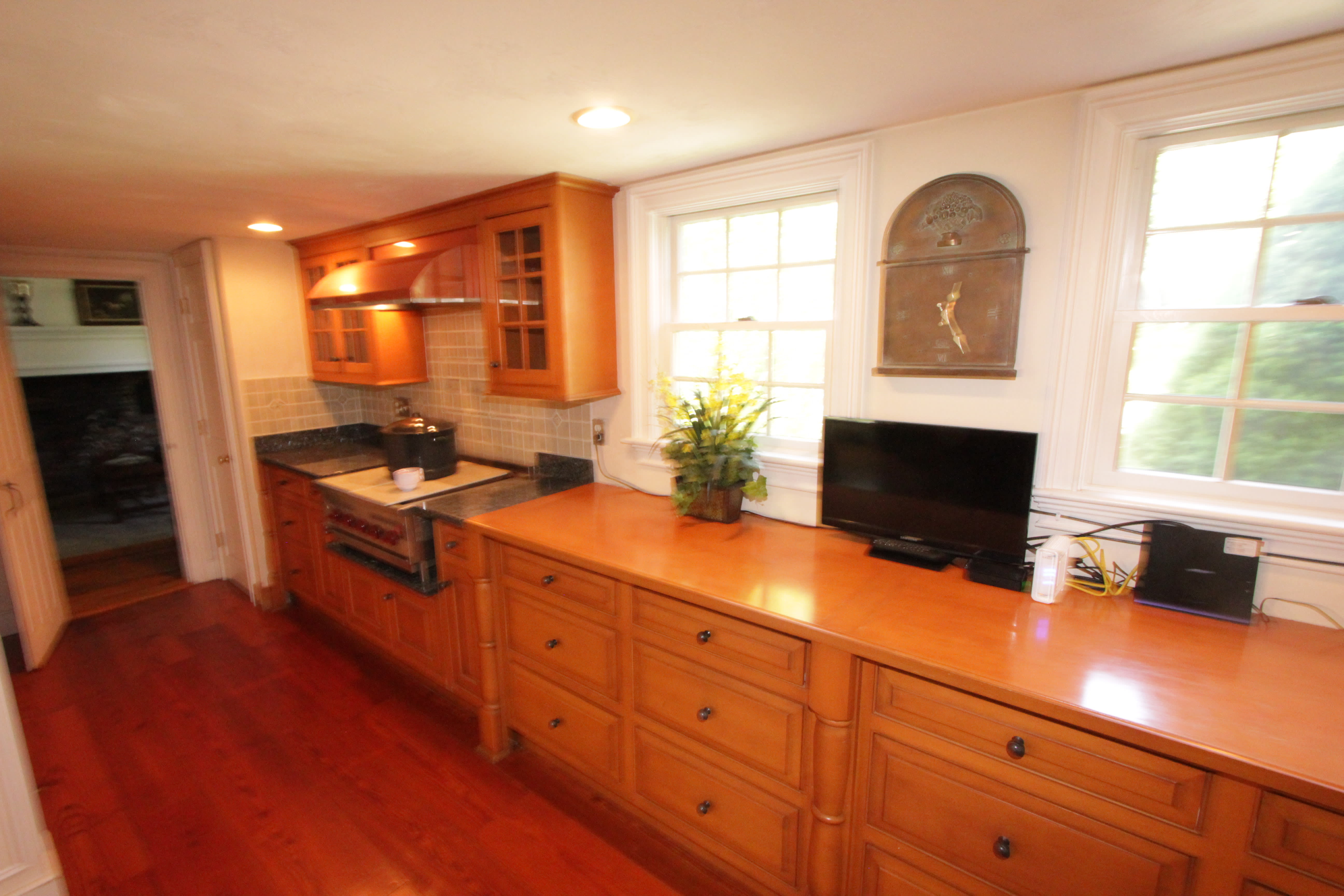 2828 Main St – photo 4
