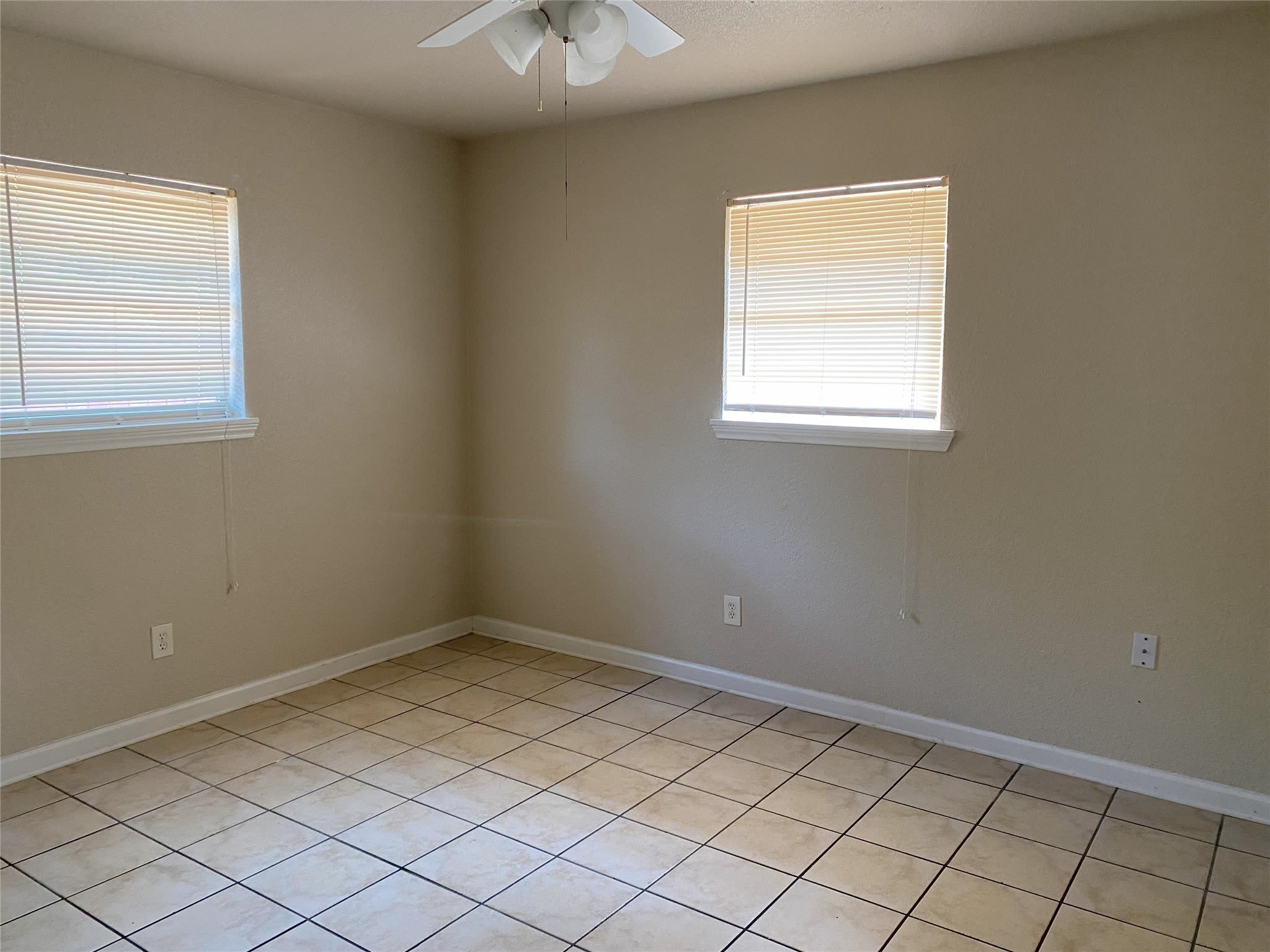 904 N Frances Street – photo 4