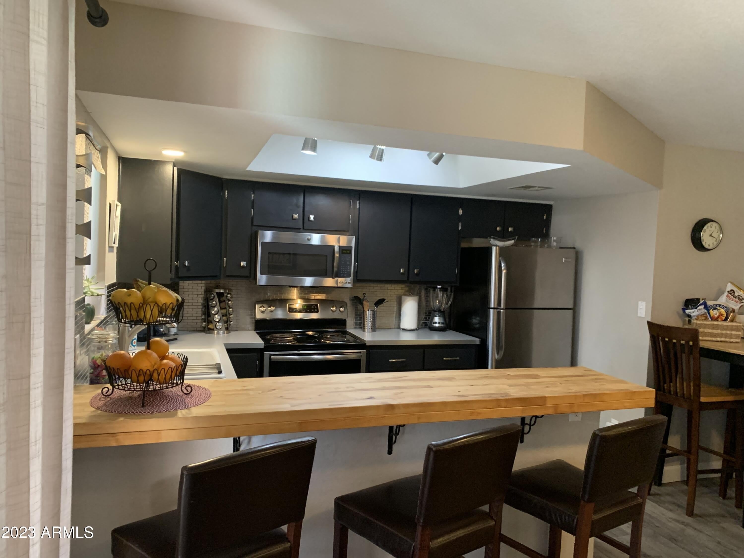1402 S JENTILLY Lane – photo 2