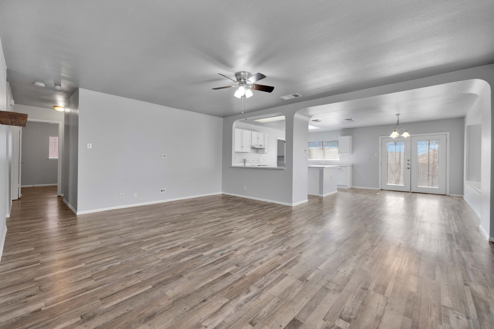 One story rental home in NW San Antonio! – photo 4