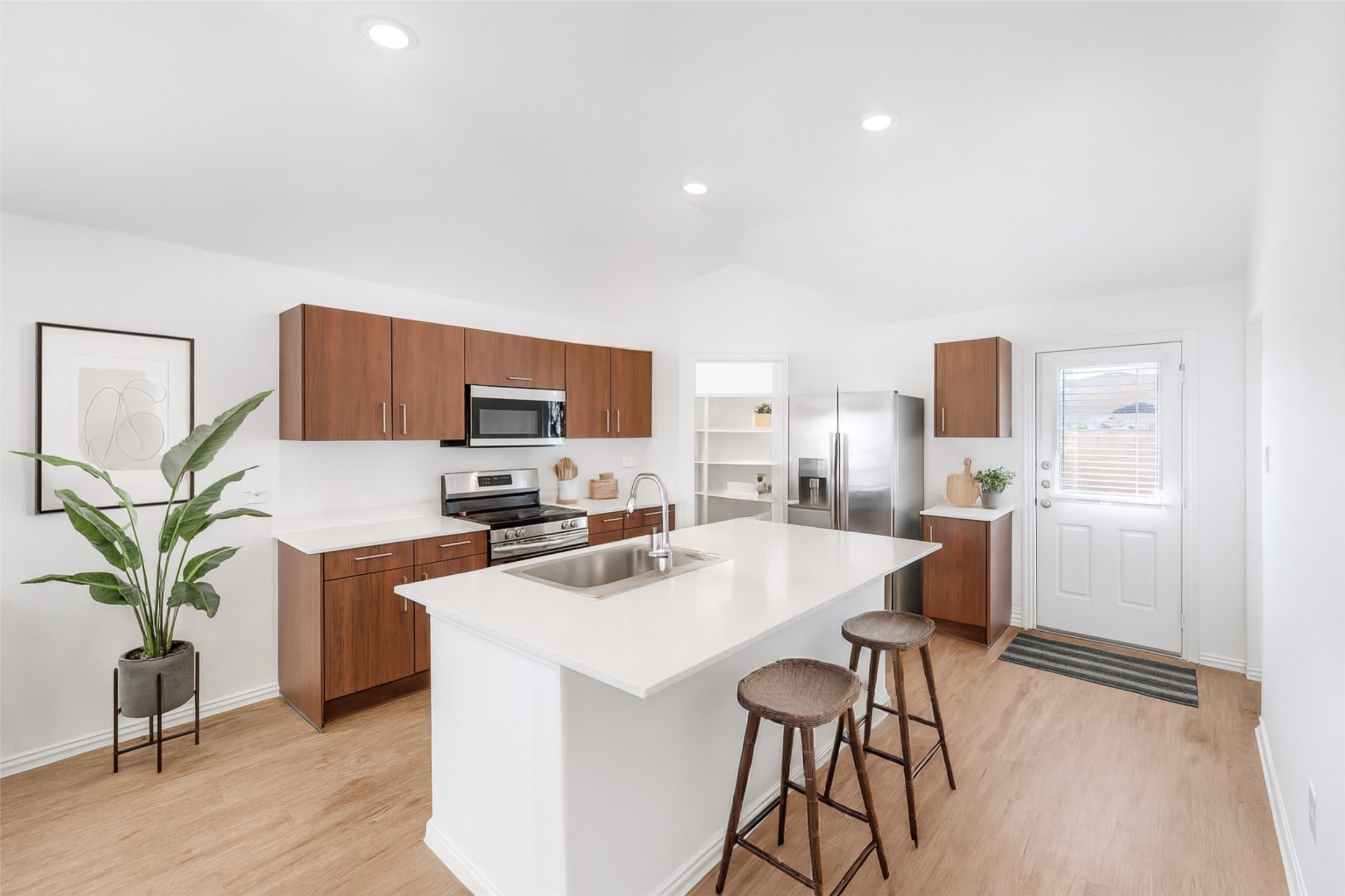 211 Fairmeade Drive – photo 4