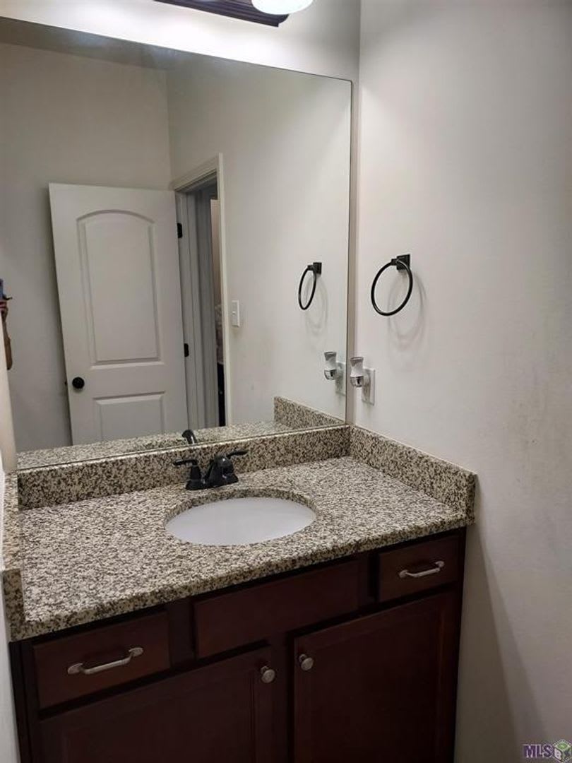 18328 Crows Nest Drive – photo 5