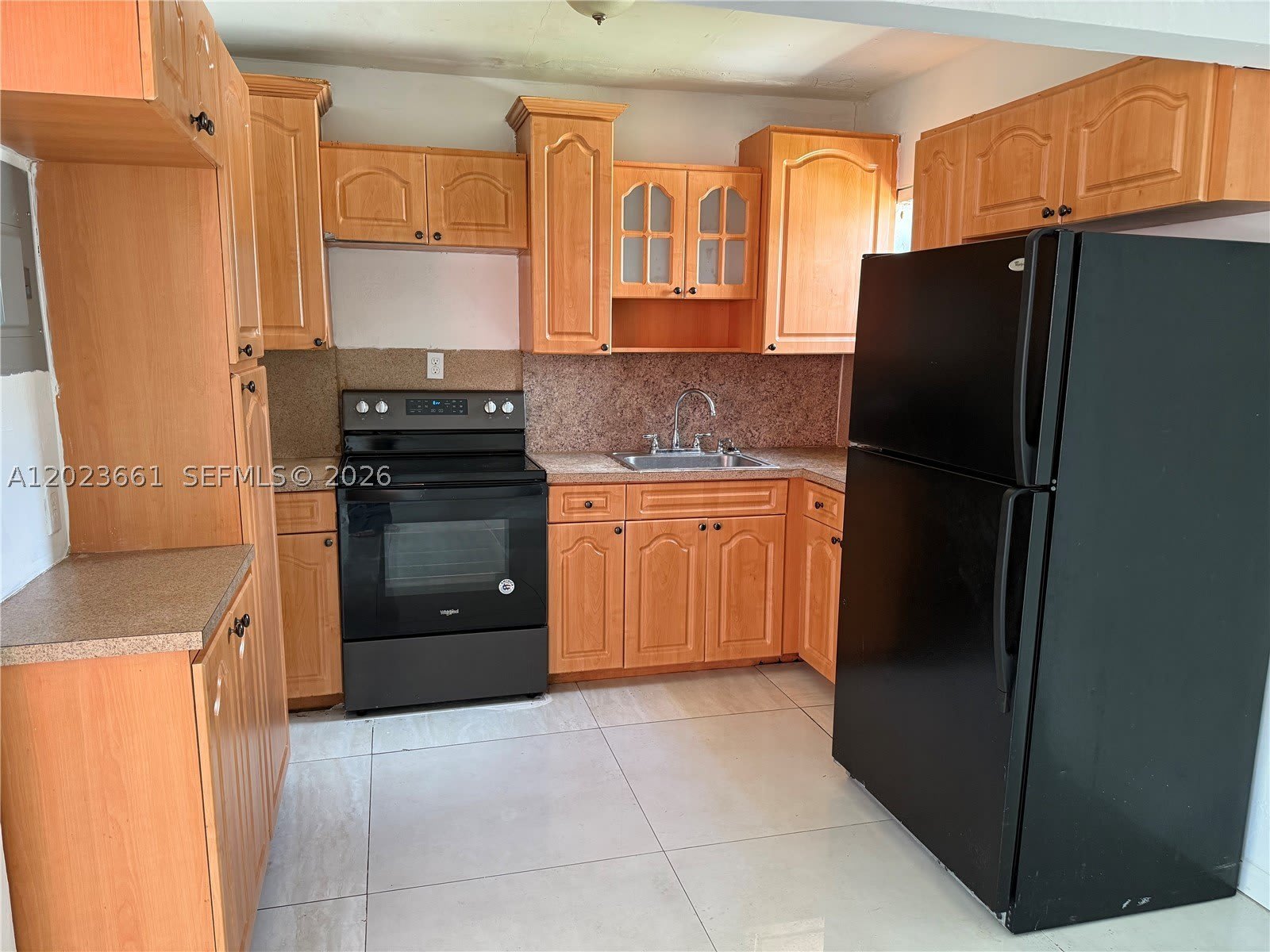 3810 SW 25th St – photo 2