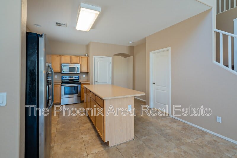 44299 W Oster Dr – photo 5