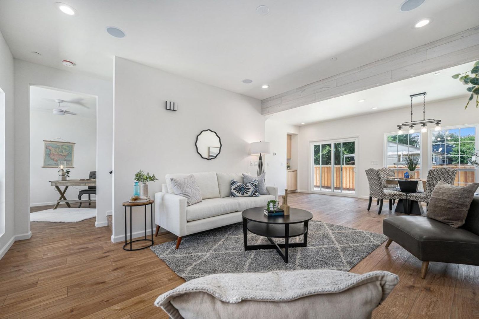 Brand new home for rent! Extremely rare Brentwood rental opportunity! – photo 5