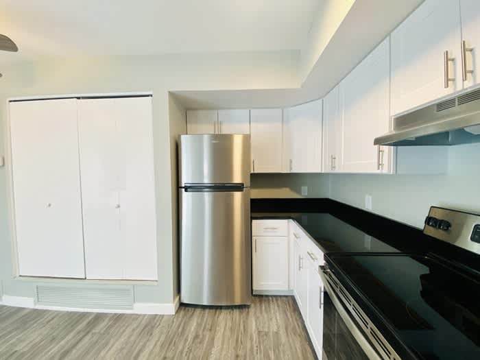 335 South Railroad Avenue – photo 2