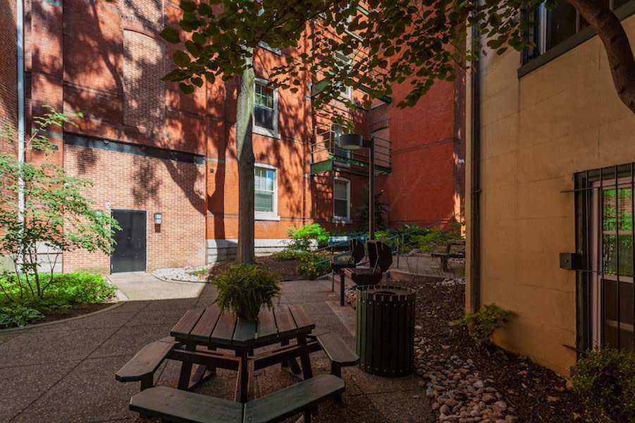 Quaker Court – photo 4