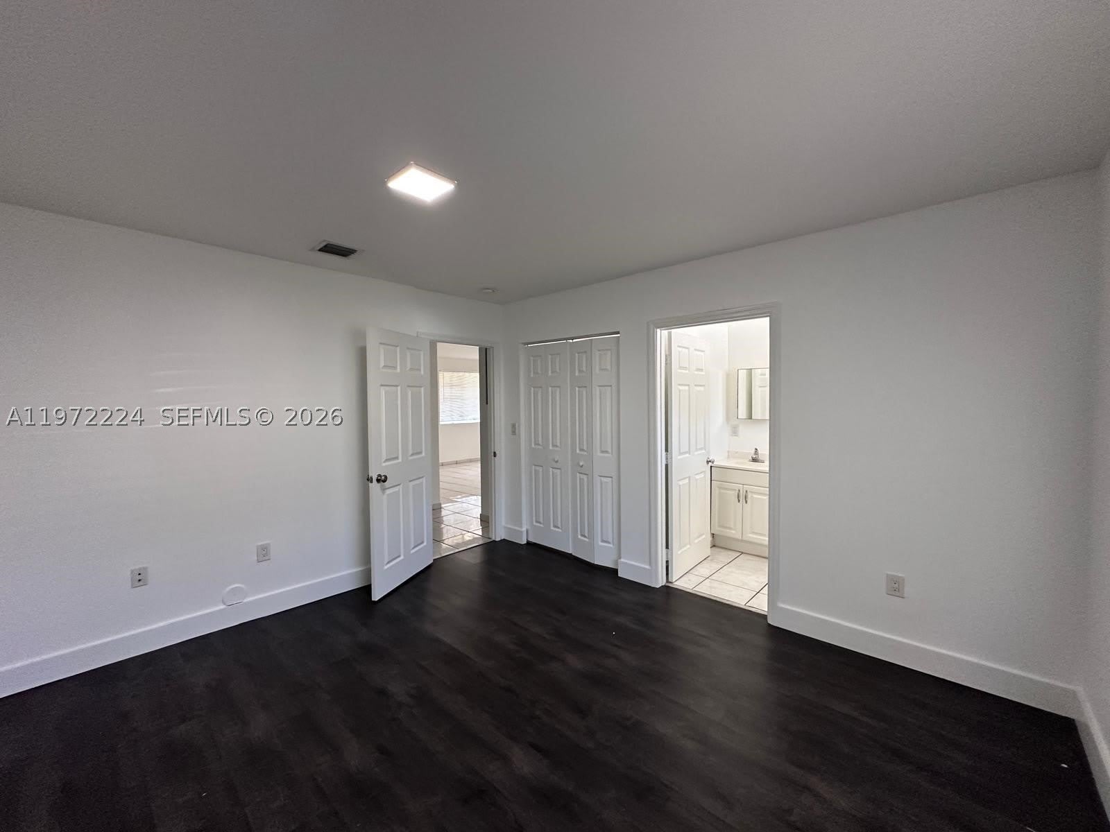 1209 NE 136th Ter – photo 5
