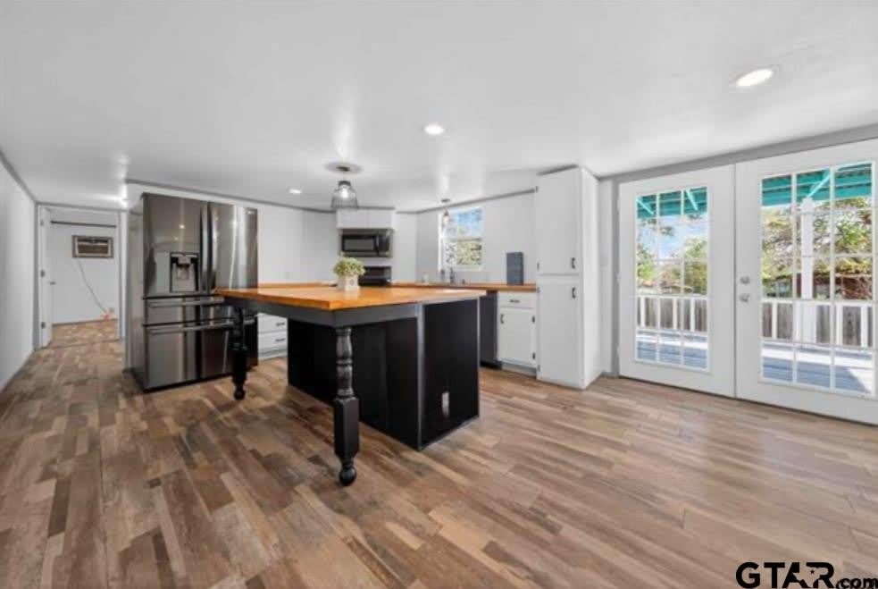 10881 Hillside Drive – photo 3