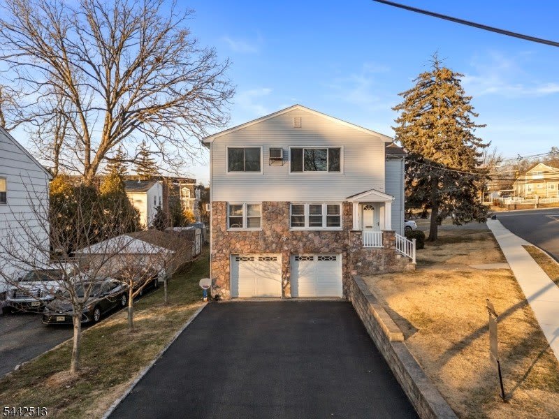 1 Dunn Rd – photo 2
