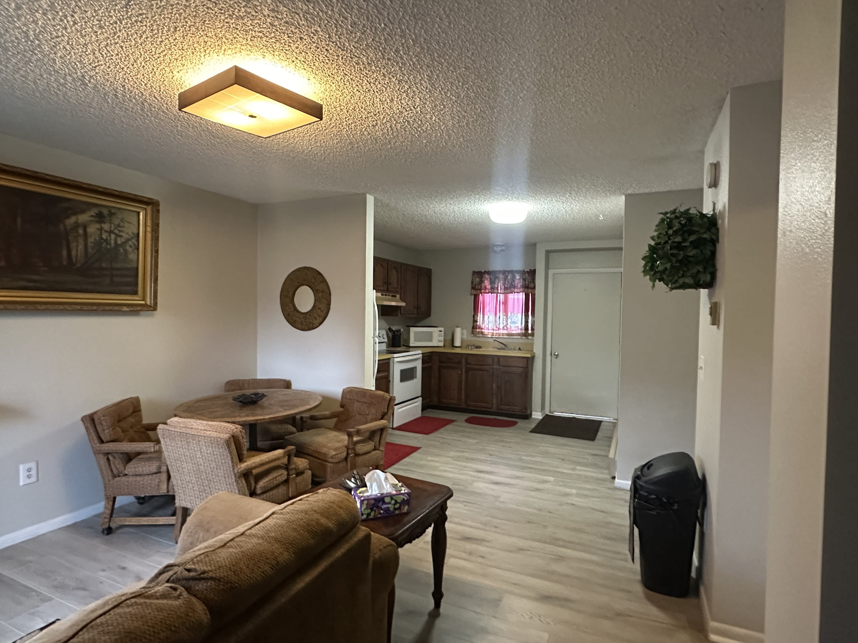 414 1st Apt B – photo 4