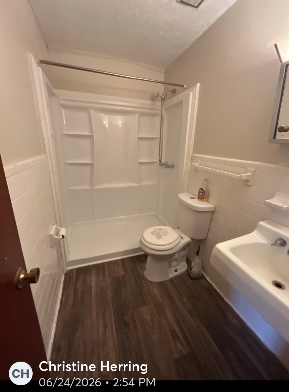 907 Strawberry Street – photo 3