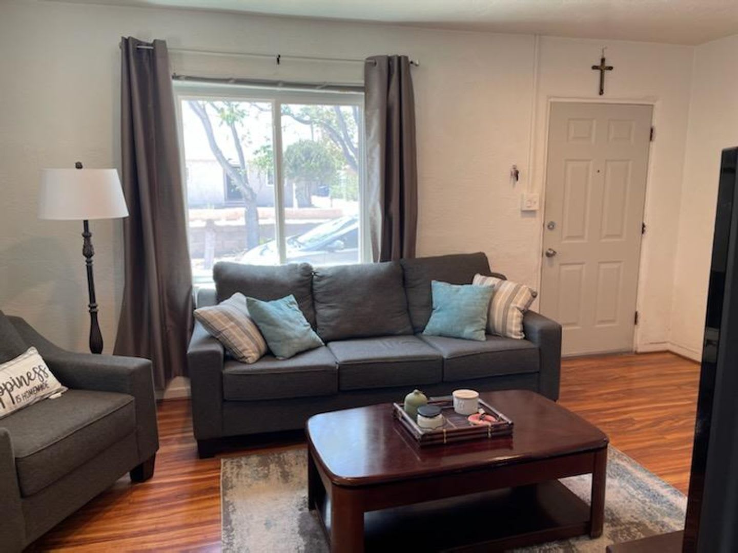 ADORABLE WEST MESA HOME 2 Bedroom 1/BA 1/CG BYA – photo 5