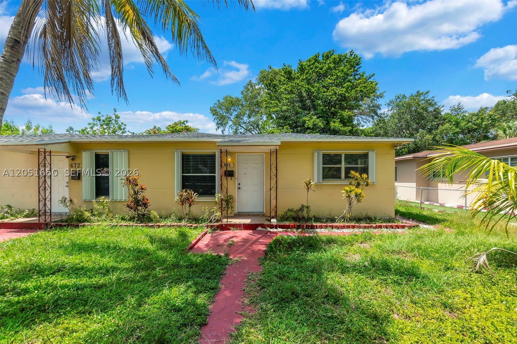 670 Ne 130Th St – photo 1