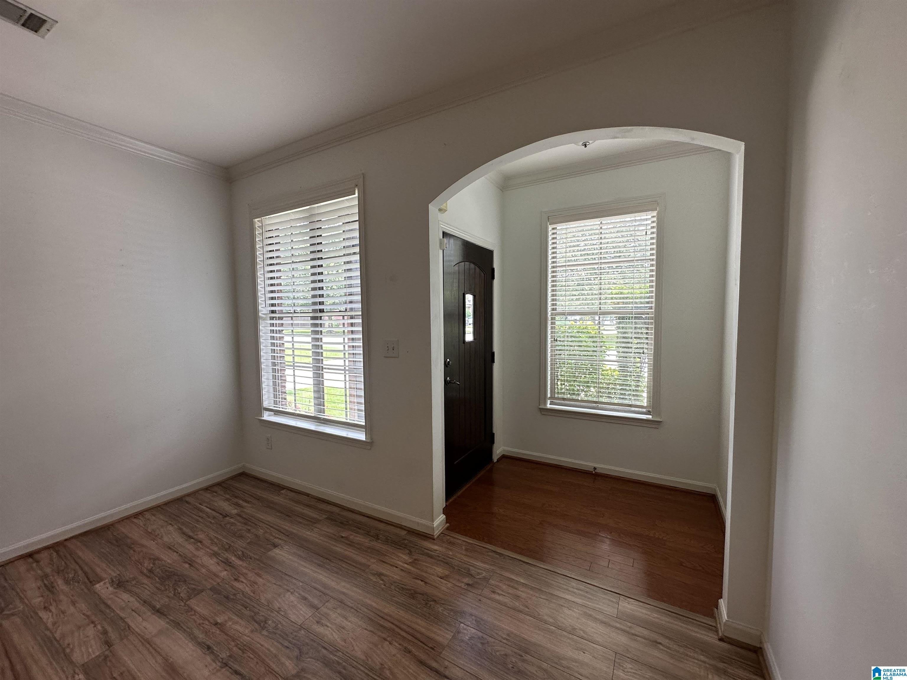 1033 ASHWOOD DRIVE – photo 5