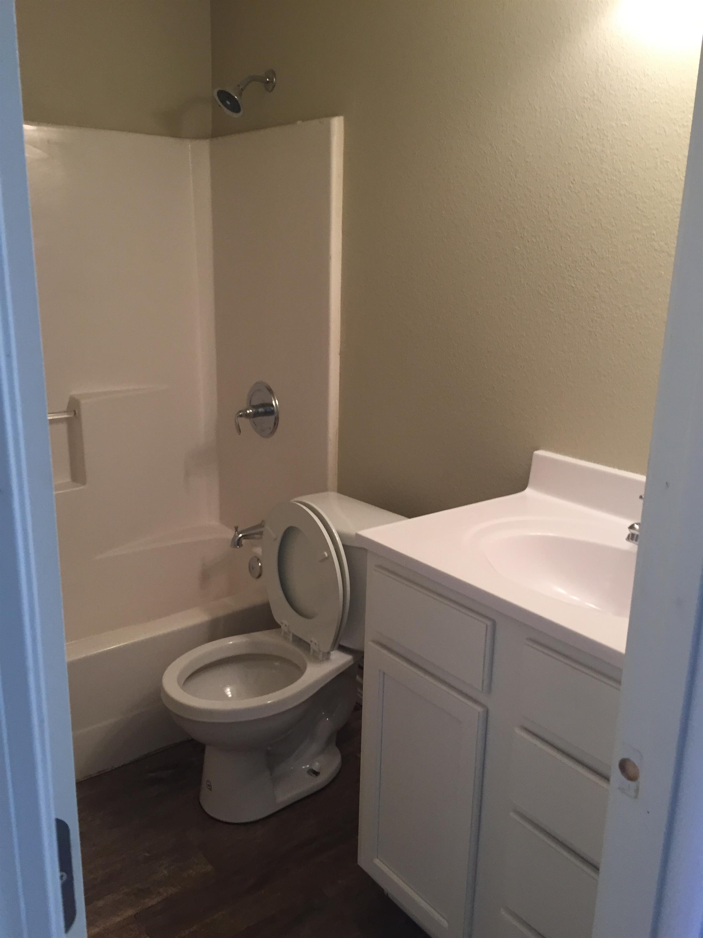 251 Tenney – photo 3
