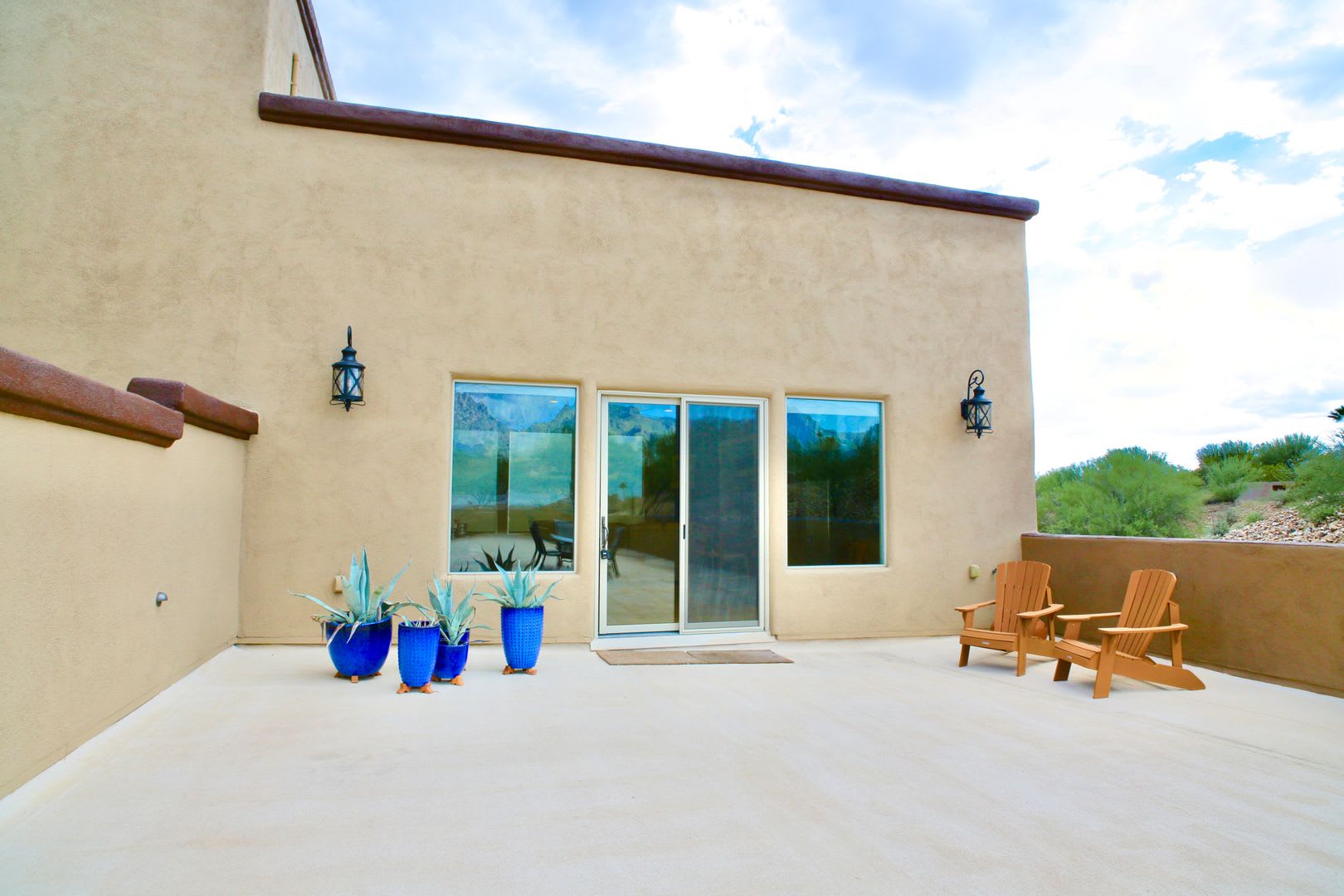 Mountain And City Views From This Furnished Rental – photo 3
