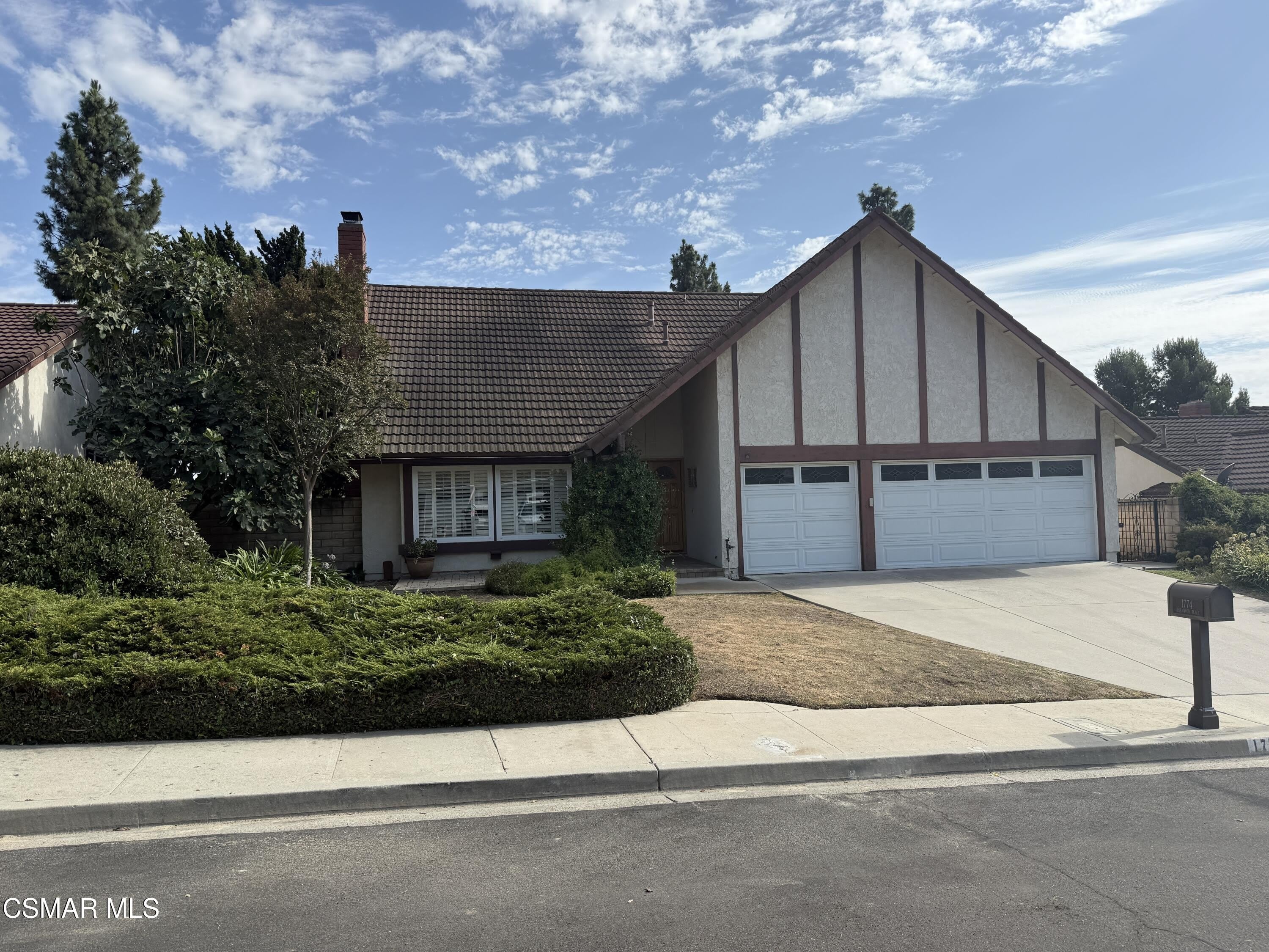 1774 Alderwood Place – photo 1