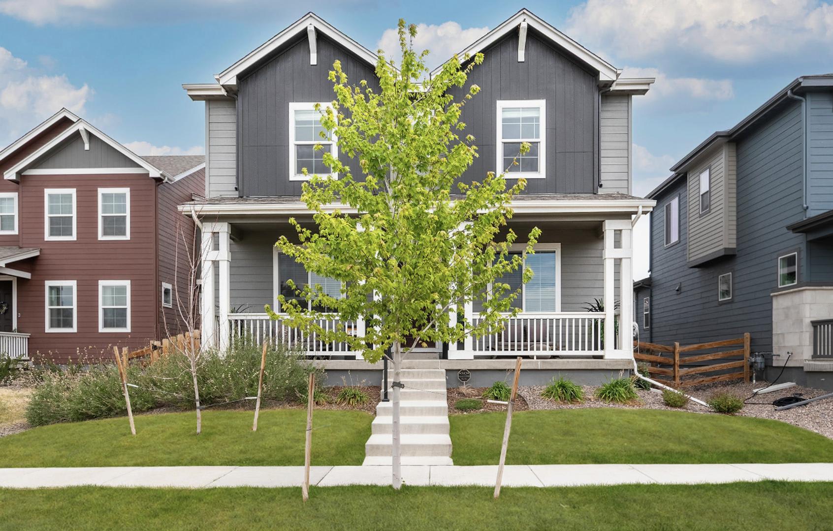 Gorgeous 4 Bedroom 4 Bathroom Reunion Home – photo 1