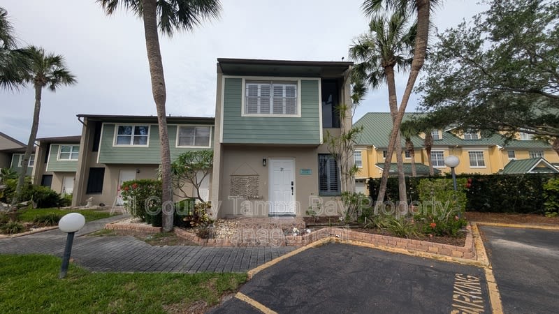 1028 Apollo Beach Blvd – photo 2