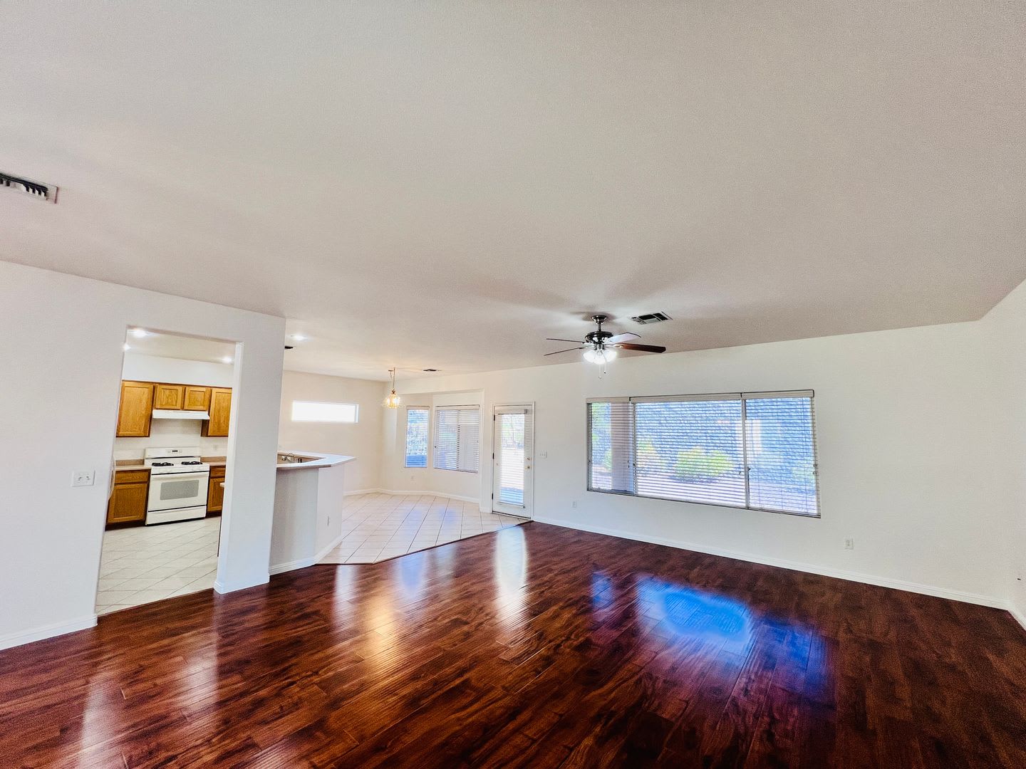 3047 Hickory Valley Road, Henderson, NV 89052 – photo 2