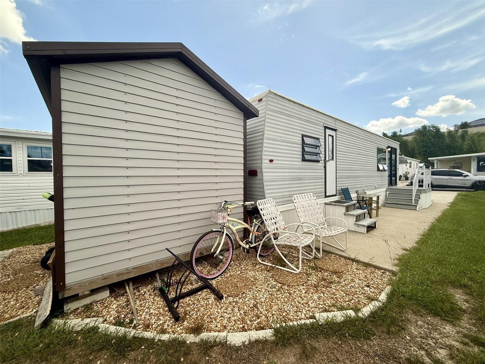762 CENTER CREST Boulevard – photo 1