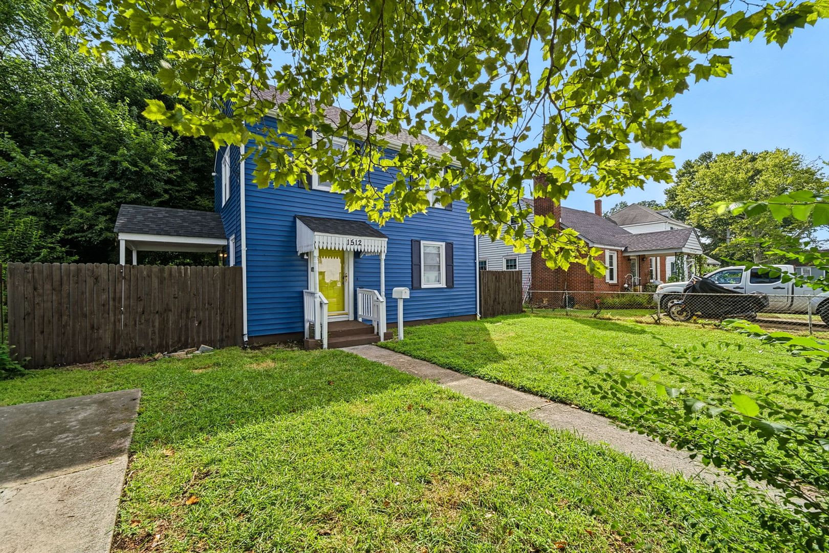 Newly Renovated 2-Bedroom Home – photo 2