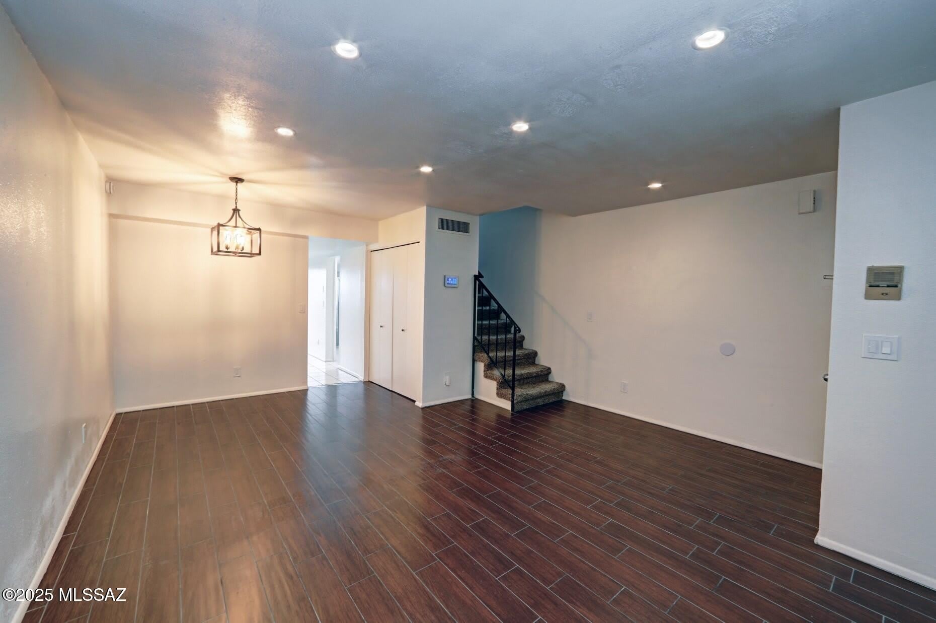 2190 N 1st Avenue – photo 2