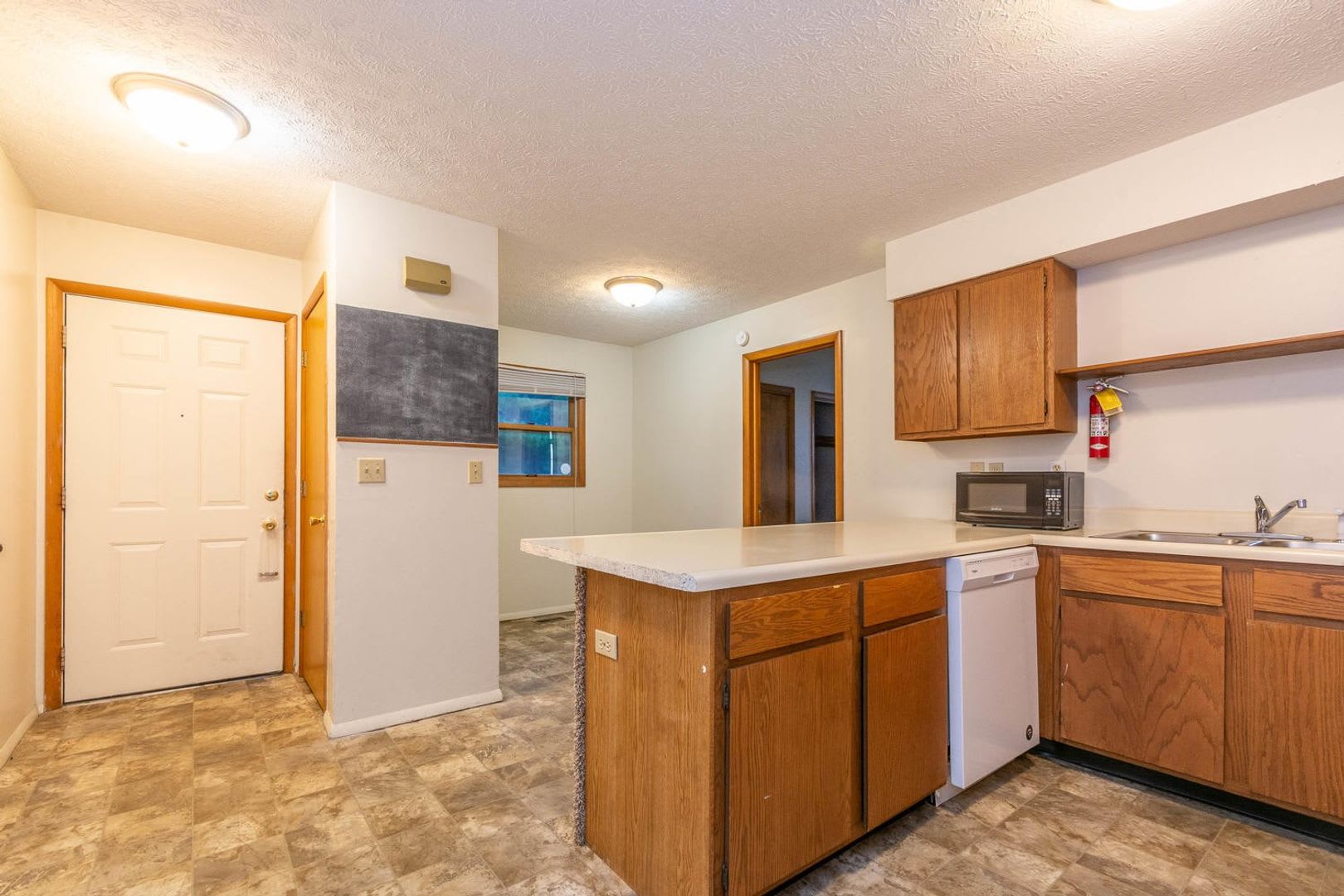 539 Henderson Crossing – photo 2